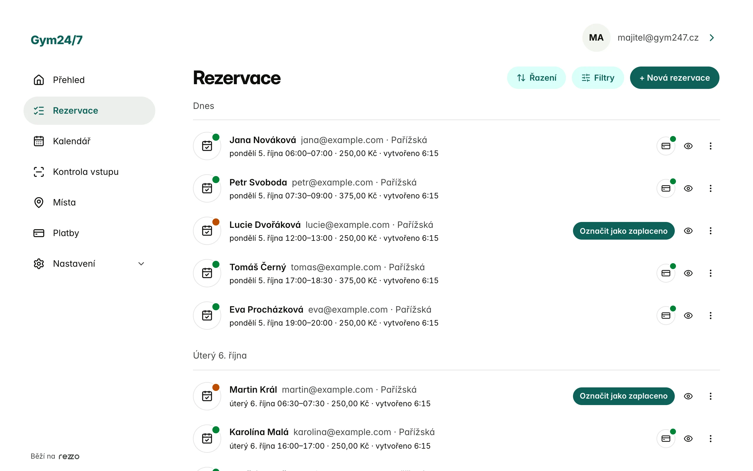Seznam rezervací se stavem platby: nezaplaceno, zaplaceno kartou, hotově, vráceno